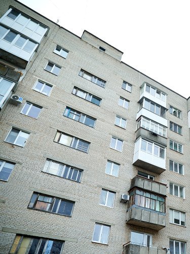 багатоповерховий будинок