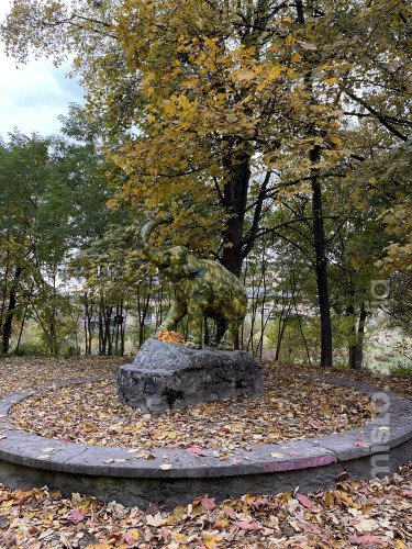 скульптура слоника