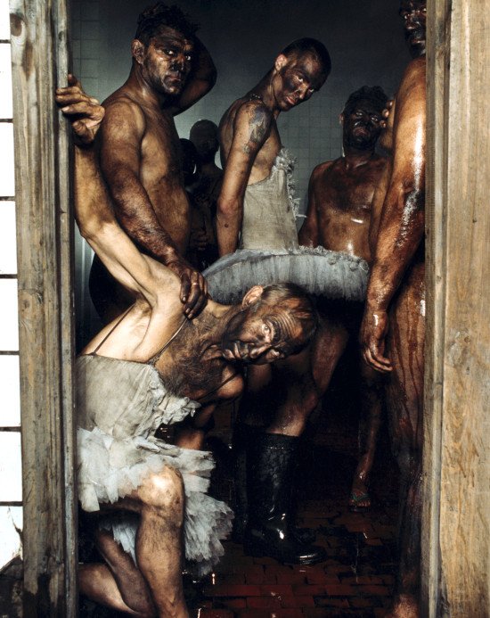 Арсен Савадов. Серія «Донбас — Шоколад» (1997). Джерело: m17.kiev.ua