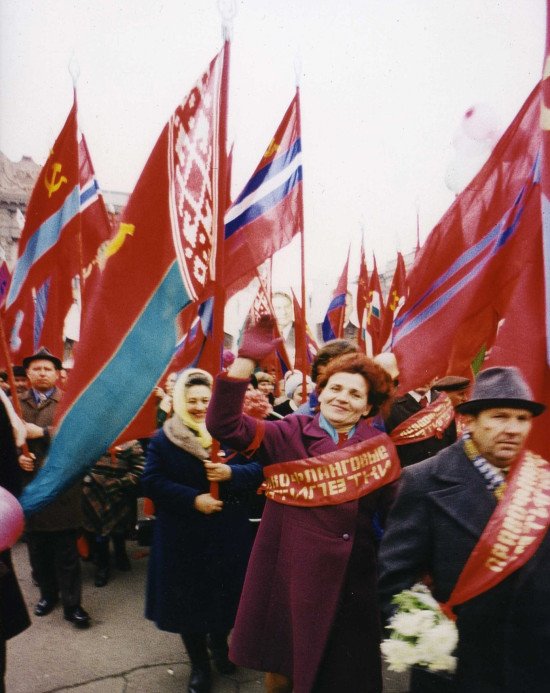 Борис Михайлов. Серія «Червоне» (1968—1976). Джерело: archive.pinchukartcentre.org 
