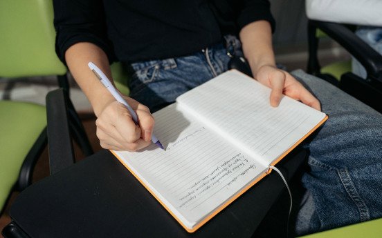 Між раундами учасники мають 15 хвилин на підготовку.