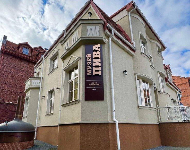 Інтер’єр та експонати музею. Фото з власного архіву керівництва.