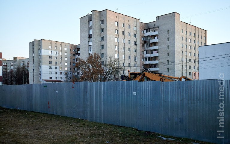 територія паркан будівництво
