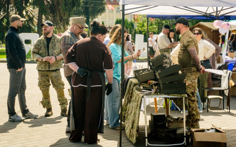 ярмарок ветеранського бізнесу у Луцьку