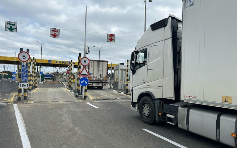 МАПП «Ягодин — Дорогуськ» Вантажівка на пункту пропуску «Ягодин — Дорогуськ».