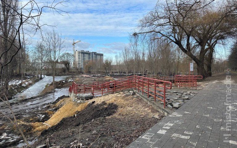 сходи, парк