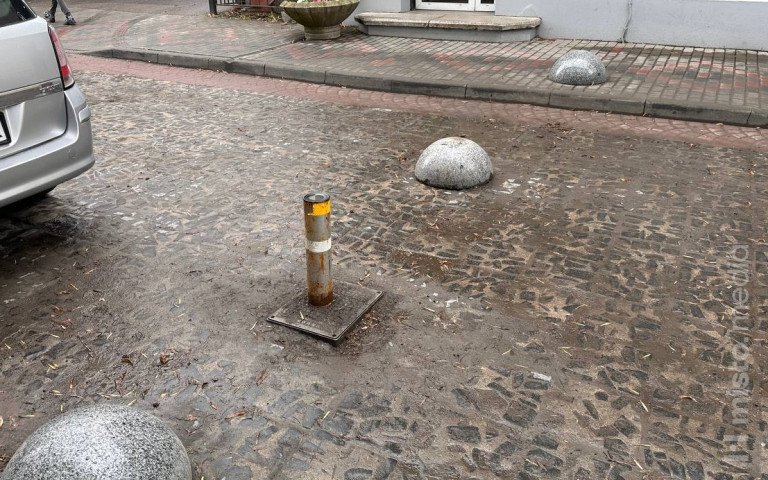 болард обмежувач стовб