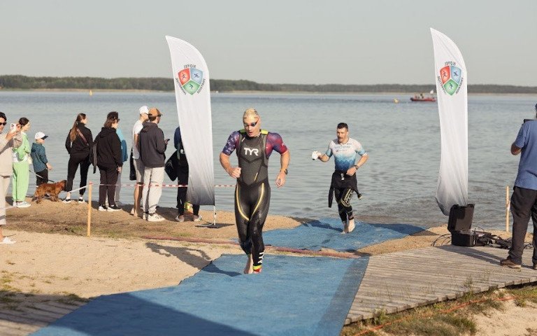 Змагання спорт тріатлон учасники