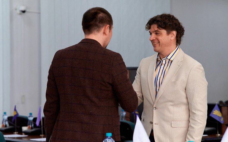 Роман Бондарук