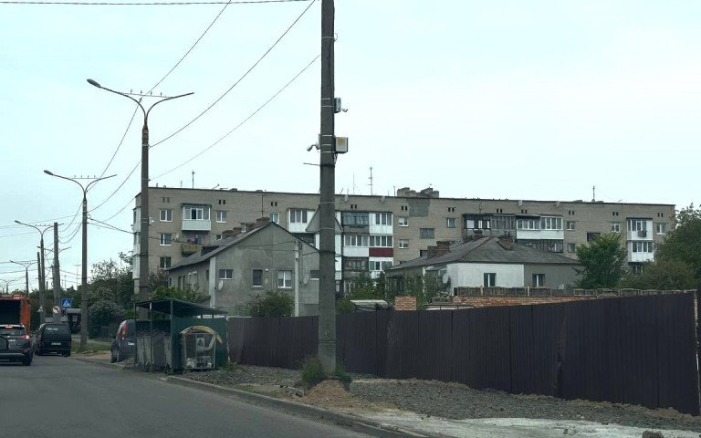 вулиця смітники відеокамера дорога тротуар