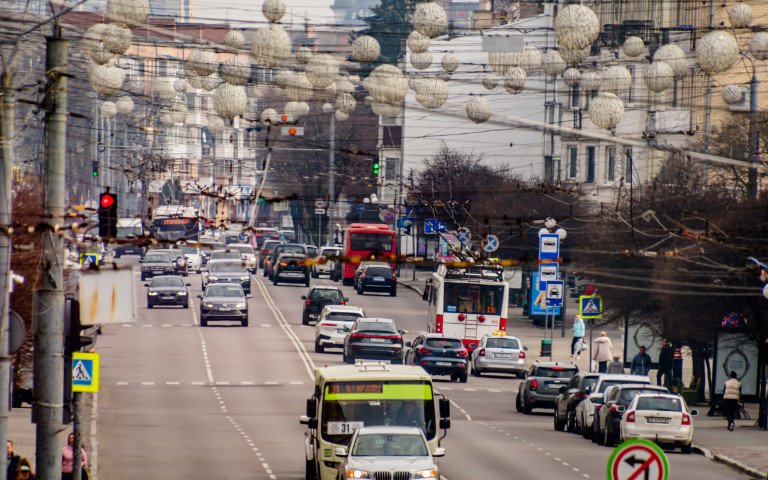 дорога з машинами