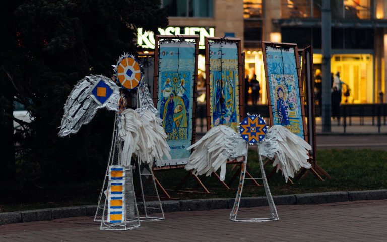 Різдвяні прикраси в Луцьку