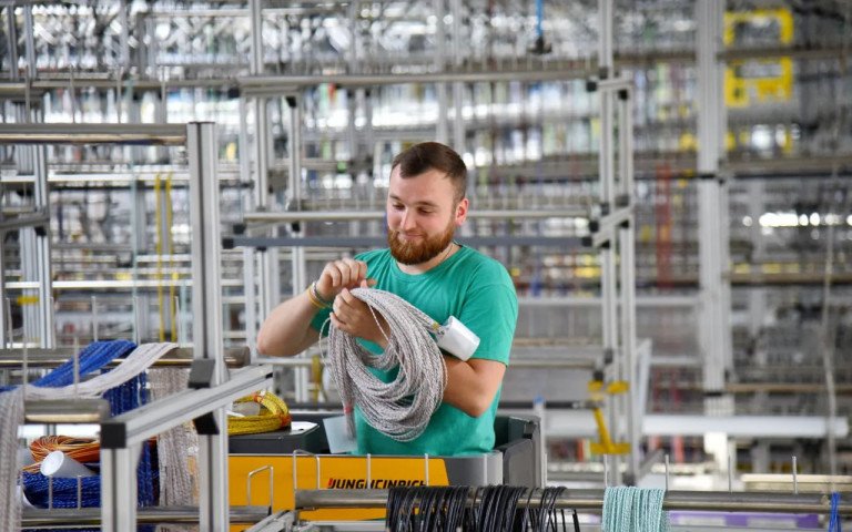 Луцька компанія увійшла до списку підприємств України, де найбільше працівників чоловік на підприємстві