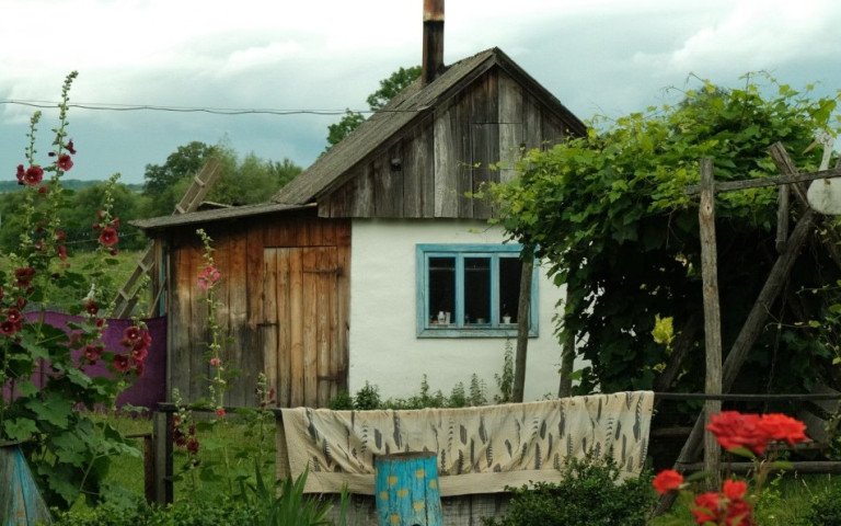 хата в селі
