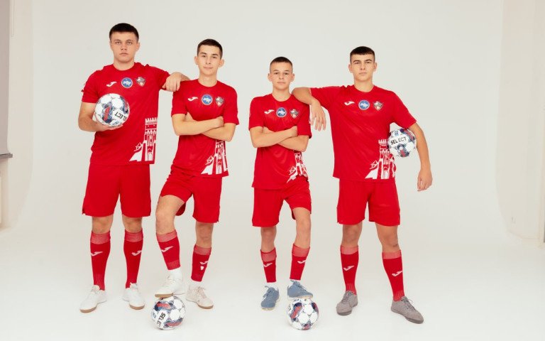 Футболісти команда збірна юнаки