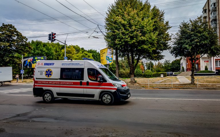 Уряд затвердив новий регламент роботи лікарень під час повітряної тривоги Уряд затвердив новий регламент роботи лікарень під час повітряної тривоги