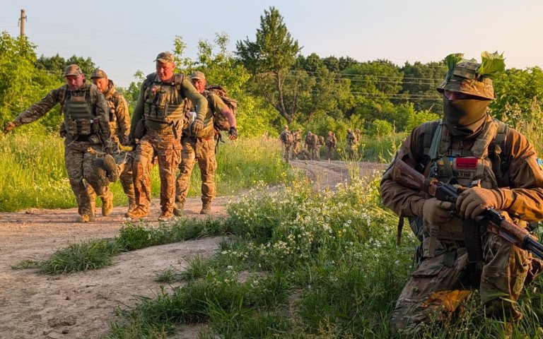 військові навчання