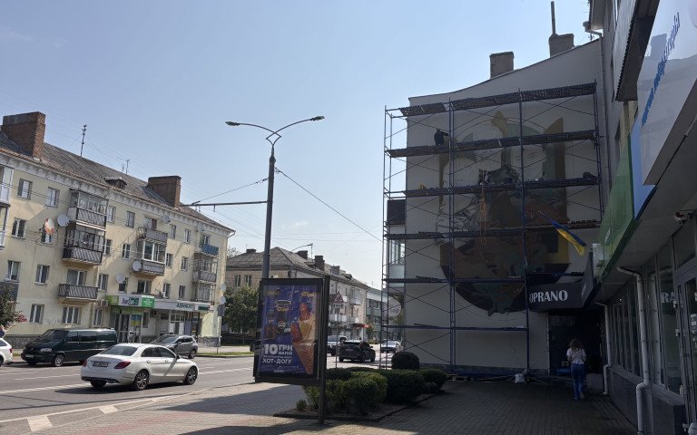 мурал стінопис стіна вулиця фасад