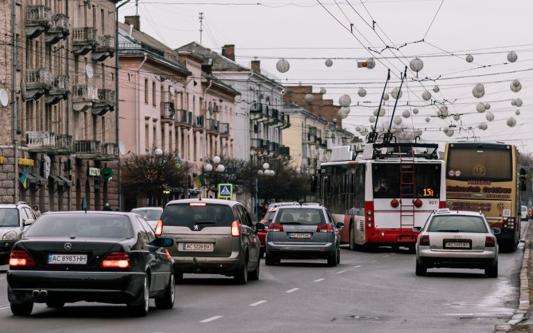 вулиця Луцька