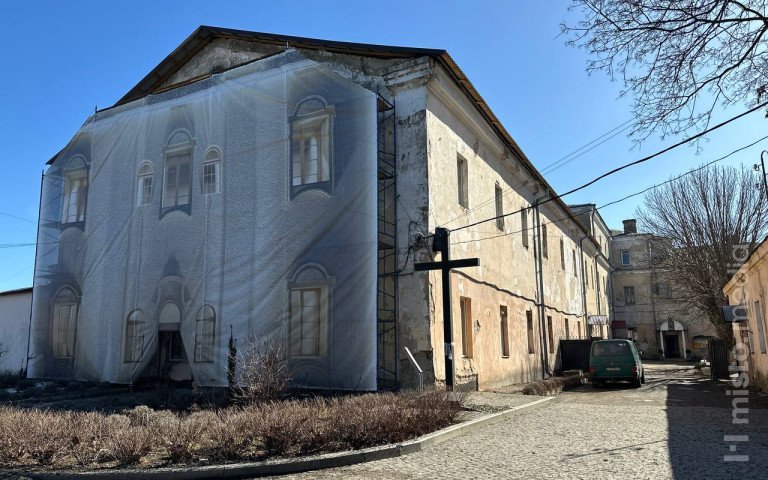 будівля монастир бригідок