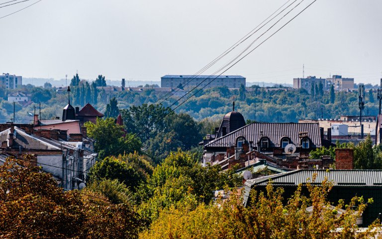місто