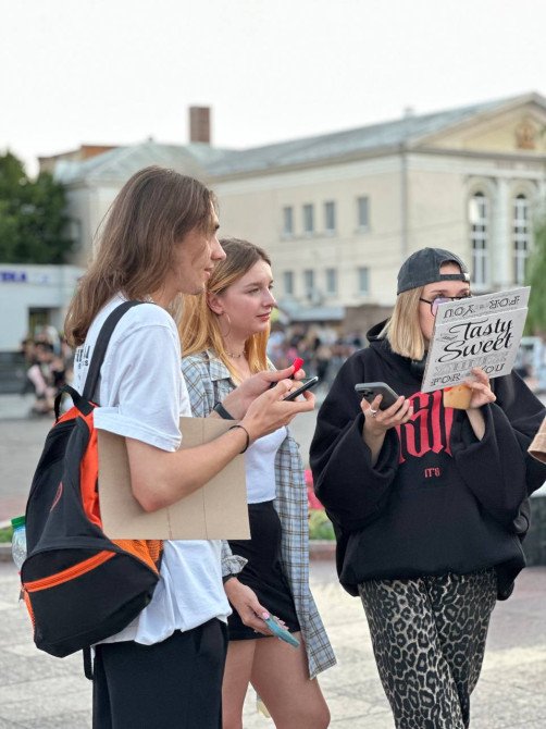 Лучани приєдналися до акції протесту проти закону, який скасовує незалежність НАБУ та САП. Тут і далі фото Міли Роспопи.