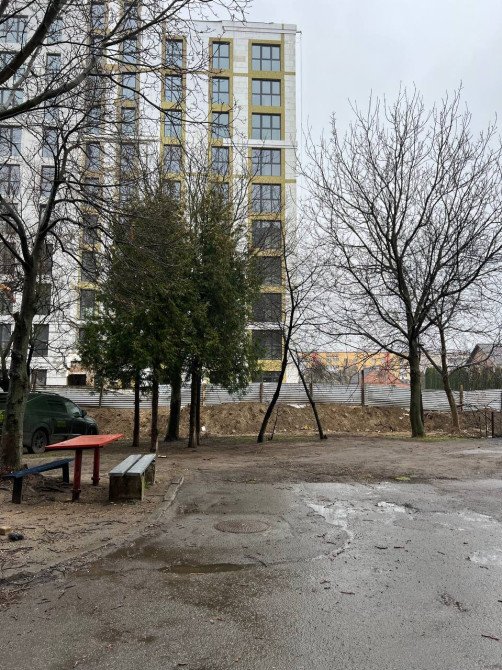 вул. Гетьмана Мазепи, 12, 14.