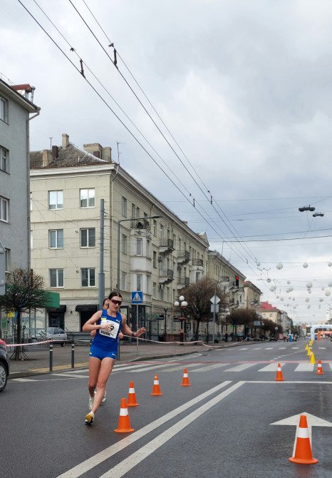Спортсмени долали відстані на 2, 3, 5, 10 та 20 кілометрів. Фото з фейсбук-сторінки «Легка атлетика Волині».